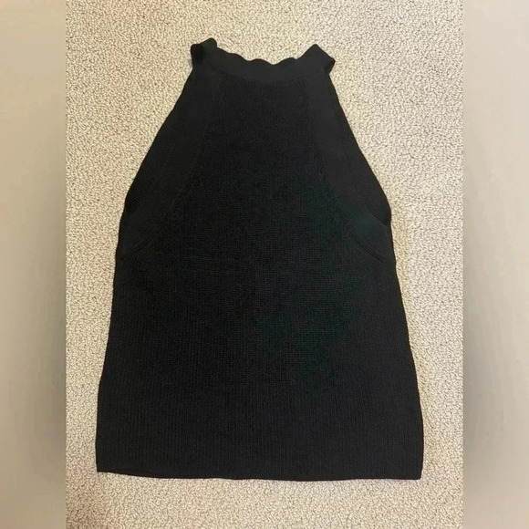 SIZE S NWOT BLACK TANK - Picture 2 of 5